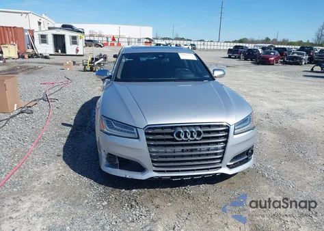 2015 Audi S8 4.0T из США, поврежденный, VIN WAUK2AFD0FN009776